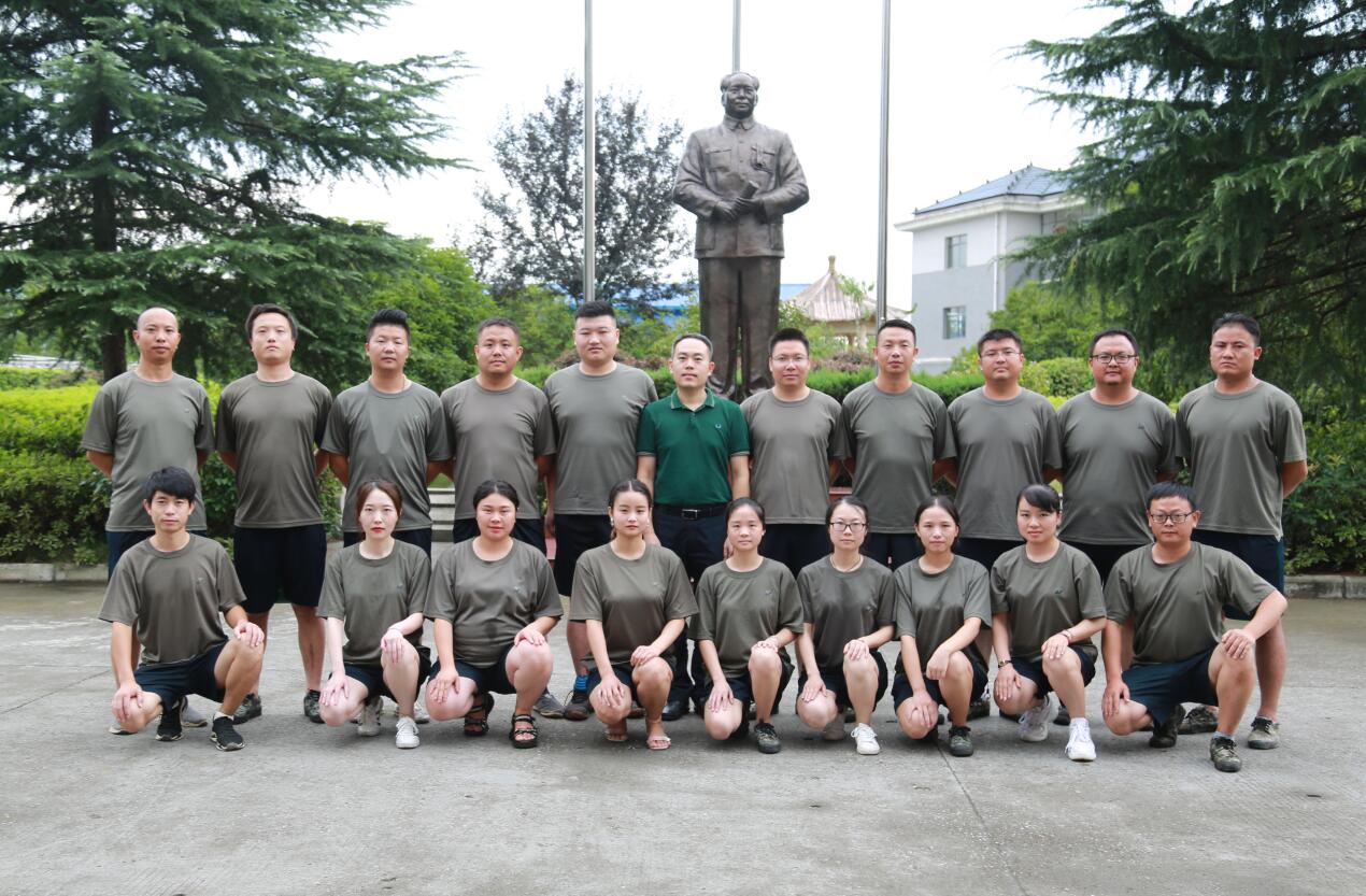 1584587534230659.jpg 20190801万搏官方网页版-万搏(中国)庆祝人民解放军成立92周年活动.JPG